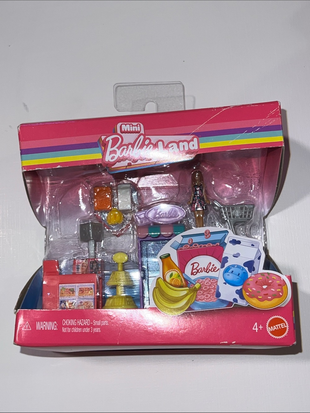 Barbie Mini Barbie Land Collectible Playsets with 1.5-Inch Doll2